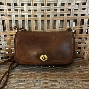 Project Vintage Coach Bag Pre-1994 086-9815